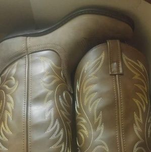 Woman's cowgirl boots